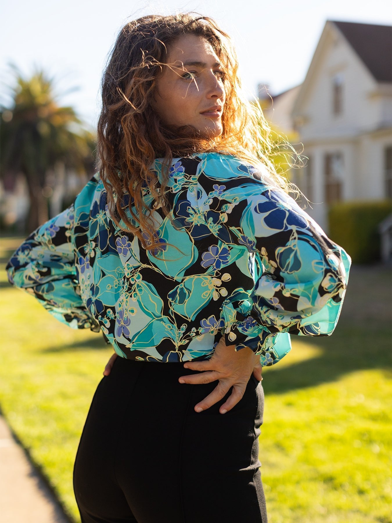 INGRID blouse Plum Blossom Blue – Lesley Evers