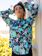 INGRID blouse Plum Blossom Blue - Lesley Evers - Shop - Shop/All Products - Shop/Separates