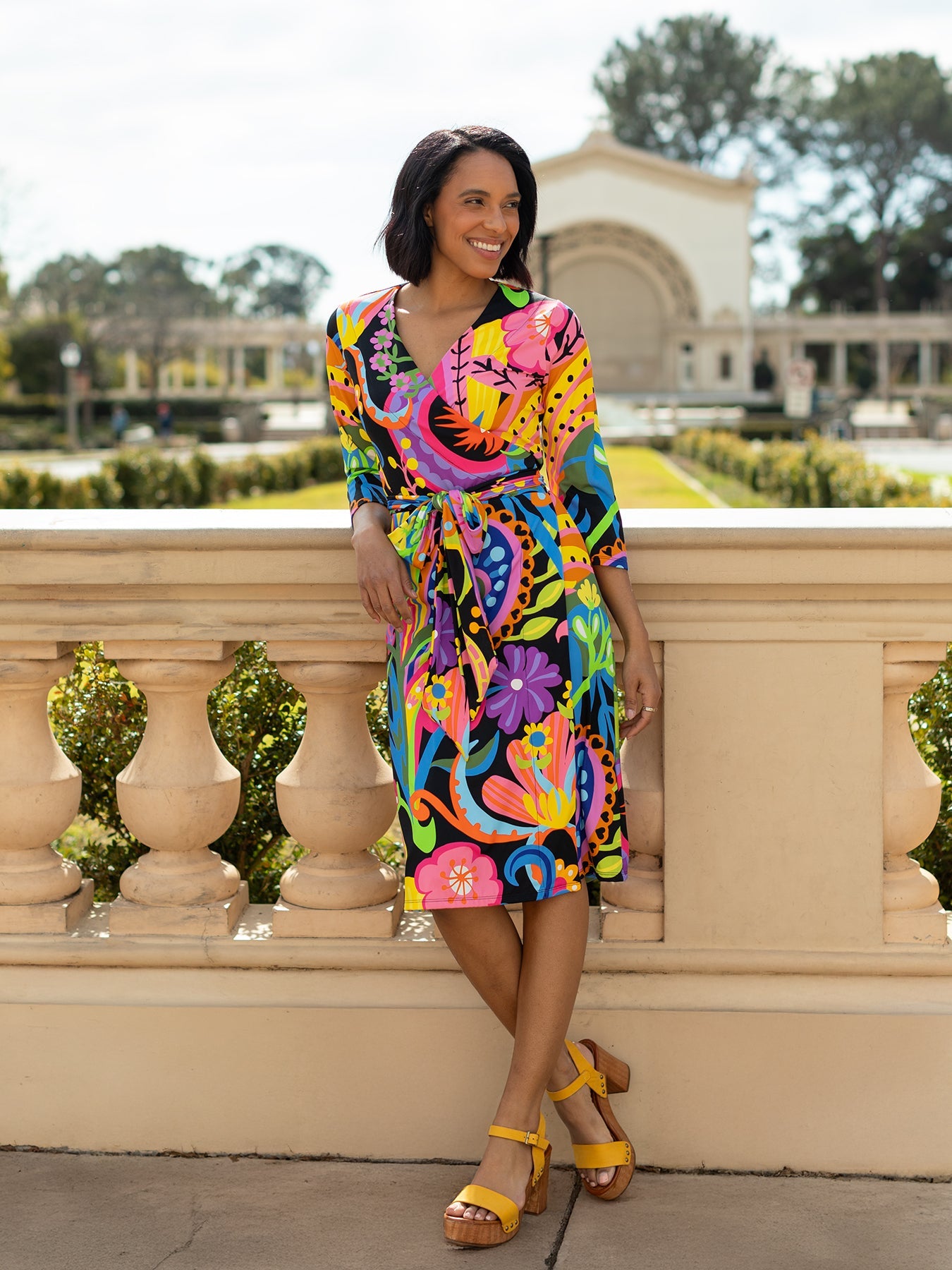 A.E.マルティ☆ファッションプレート『VOILA LE PRINTEMPS』 JACKIE wrap dress Bonanza – Lesley Evers