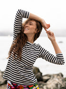 JEANETTE tee Black & Ivory Stripe - Lesley Evers - Black - black and white - Shop