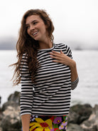 JEANETTE tee Black & Ivory Stripe - Lesley Evers - Black - black and white - Shop