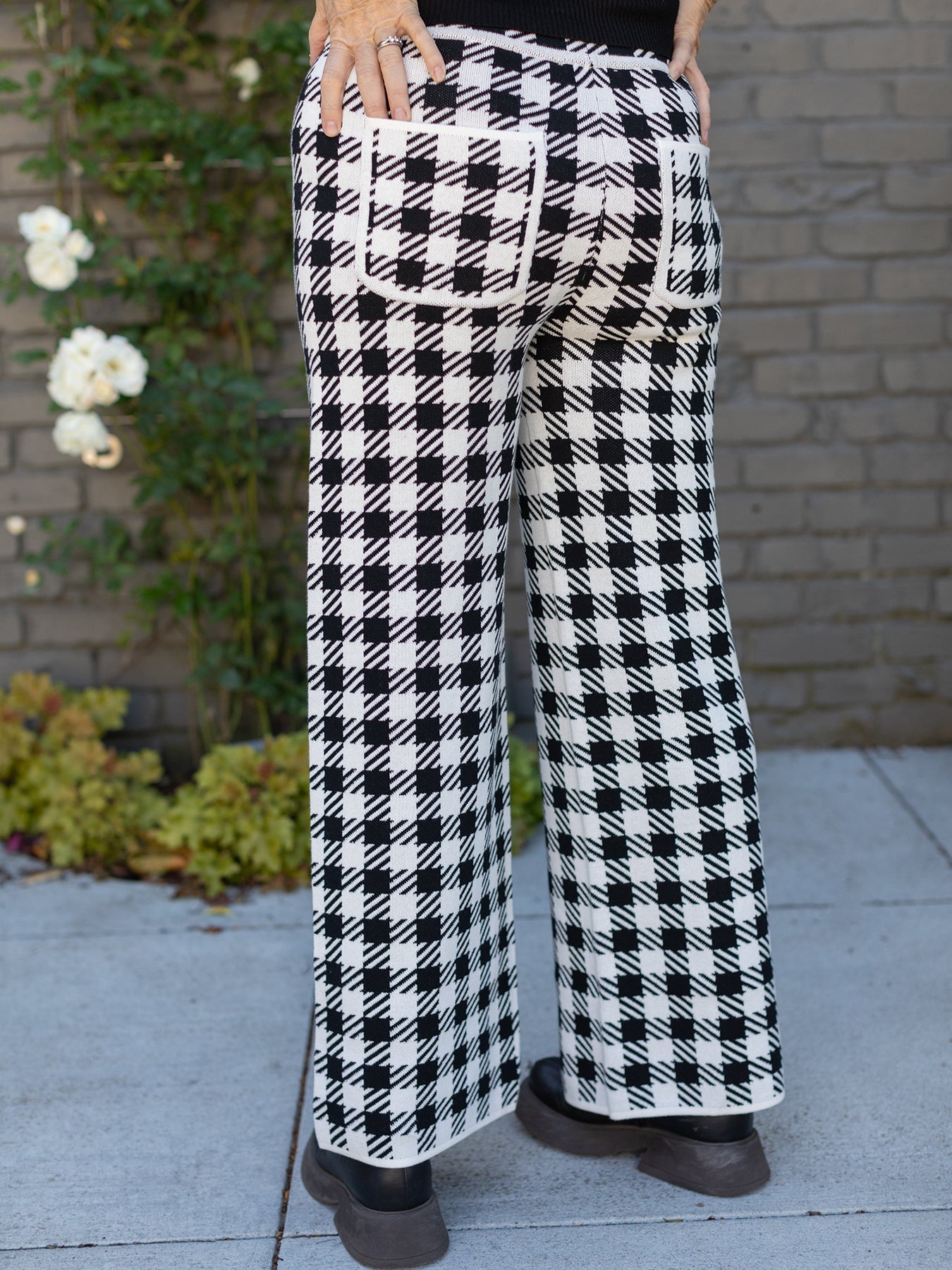 JULIA knit pant Black and White Plaid - Lesley Evers - Bottoms - Pants - Shop