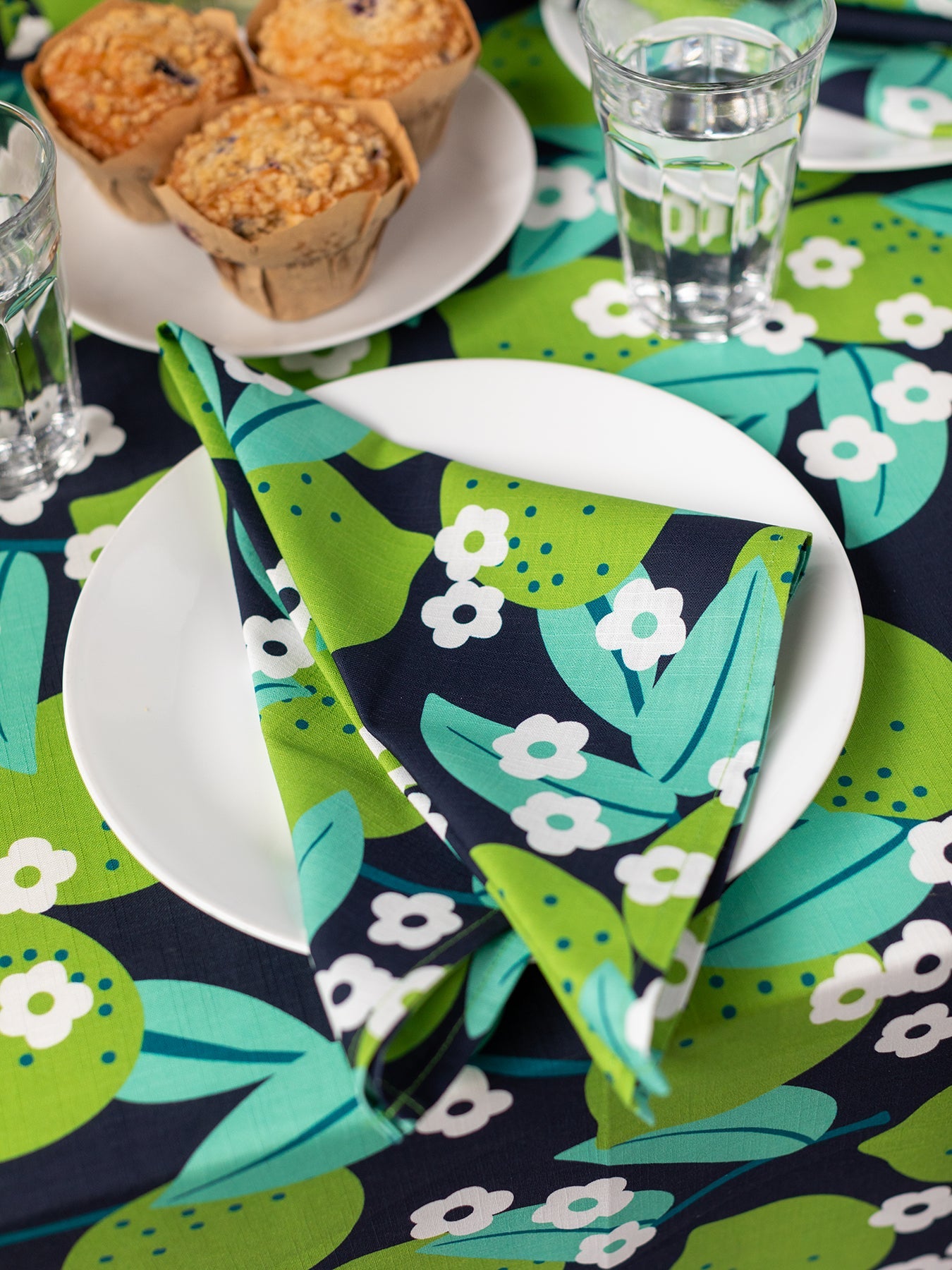 NAPKINS set of 4 Limes - Lesley Evers - 23 - HG300 - W1 - Giftable - gifts under $50