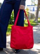 NORA tote Red - Lesley Evers - Accessories - carryon bag - Giftable