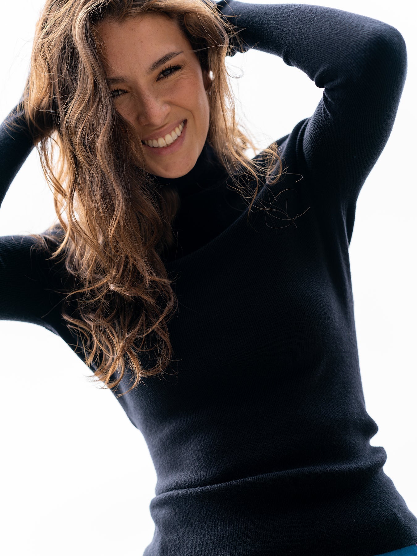 PAULINA turtleneck sweater Black – Lesley Evers