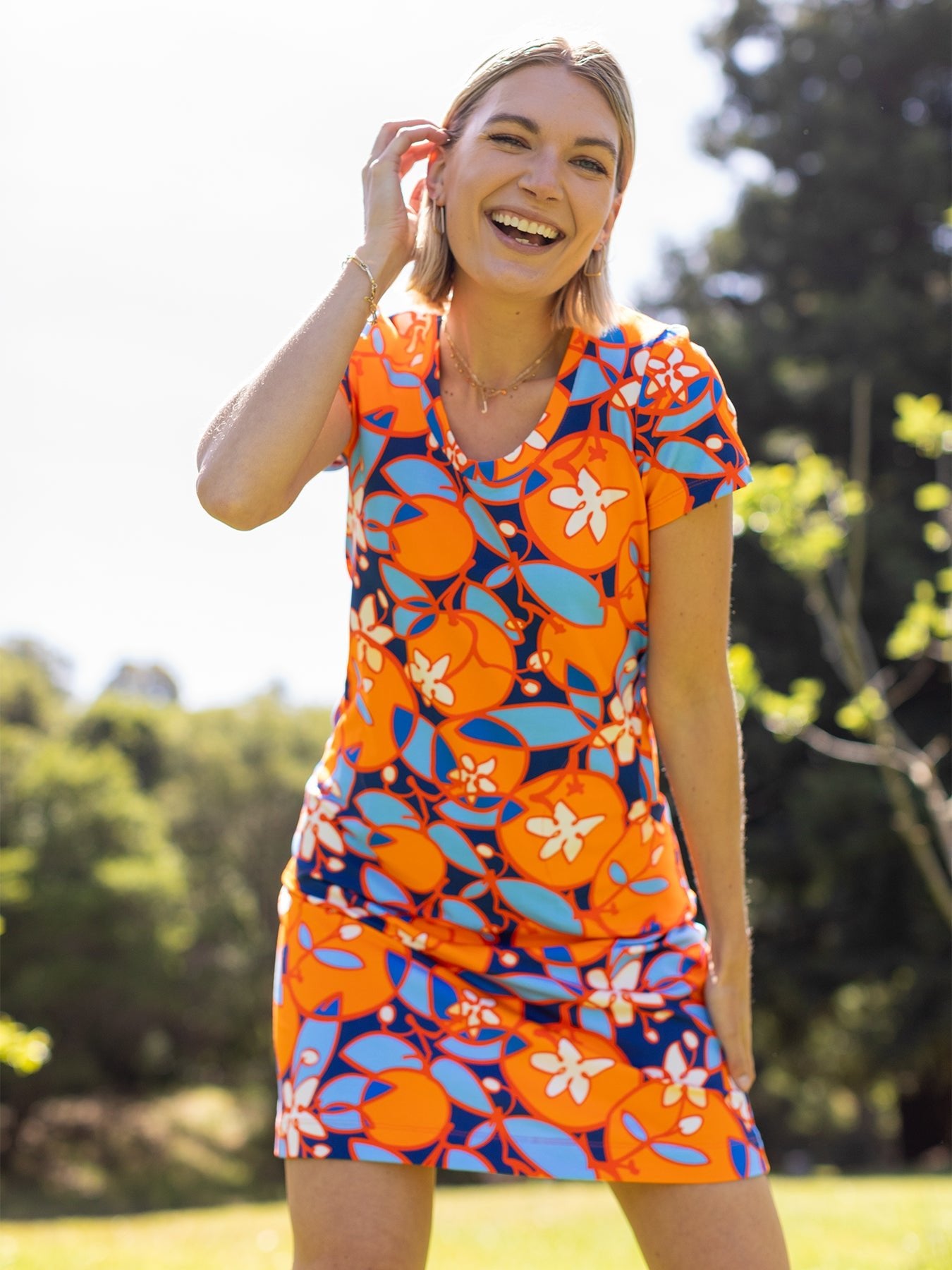 a*b様 夏リゾート、映えワンピDress Phoebe Print Red ワ PHOEBE dress Orange Blossoms – Lesley Evers