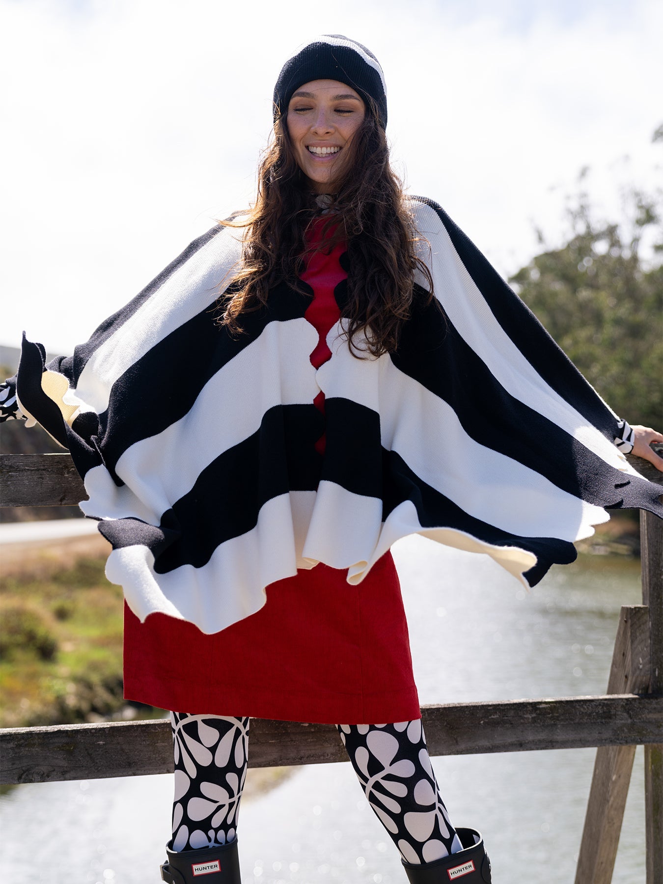 PORTIA cape Black and Ivory Stripe - Lesley Evers - Accessories - cape - cardigan