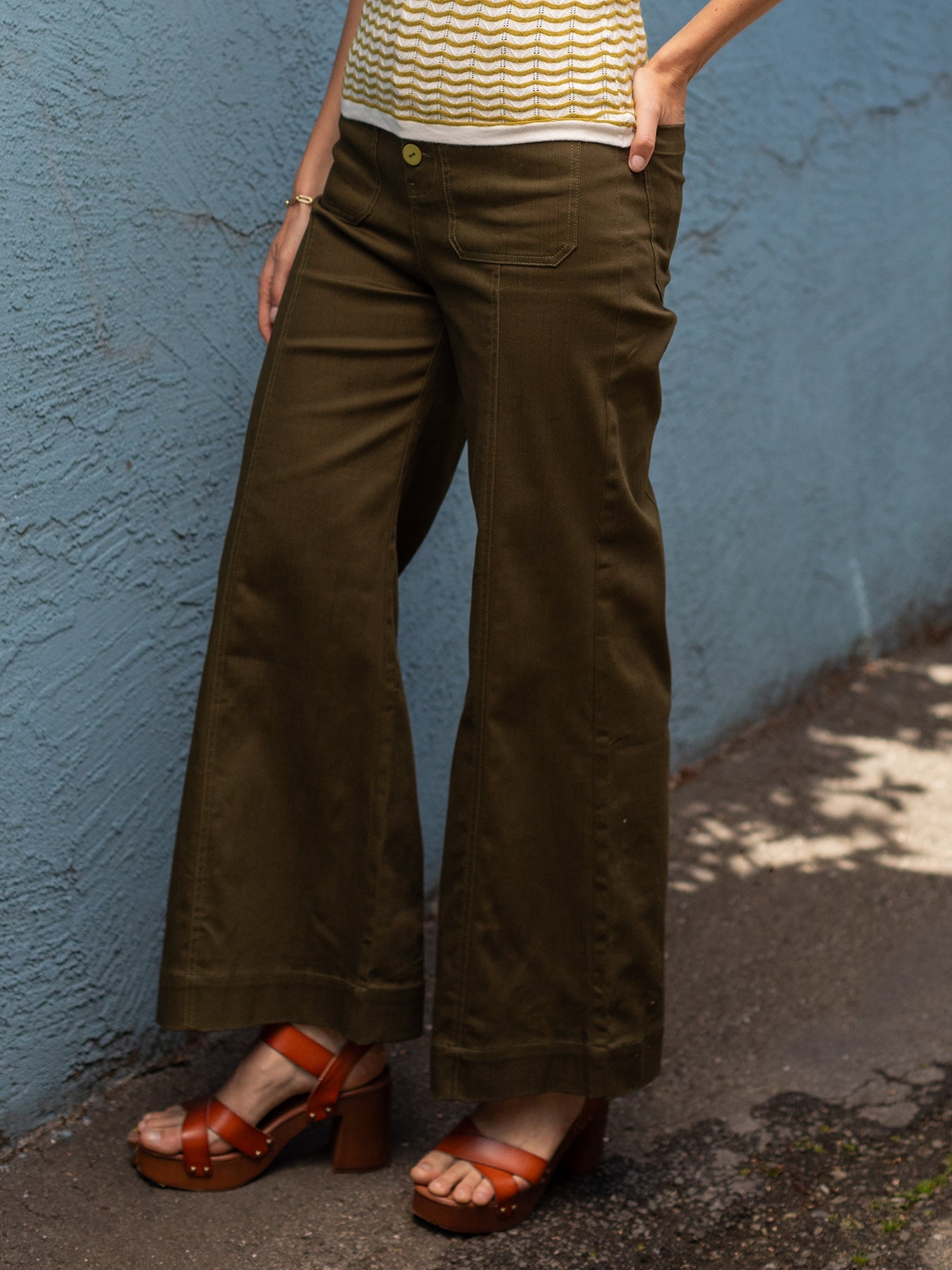 TNRCN PISTE PANTS OLIVE Ｌサイズ　RUFFLOG TNRCN PISTE PANTS OLIVE Lサイズ RUFFLOG