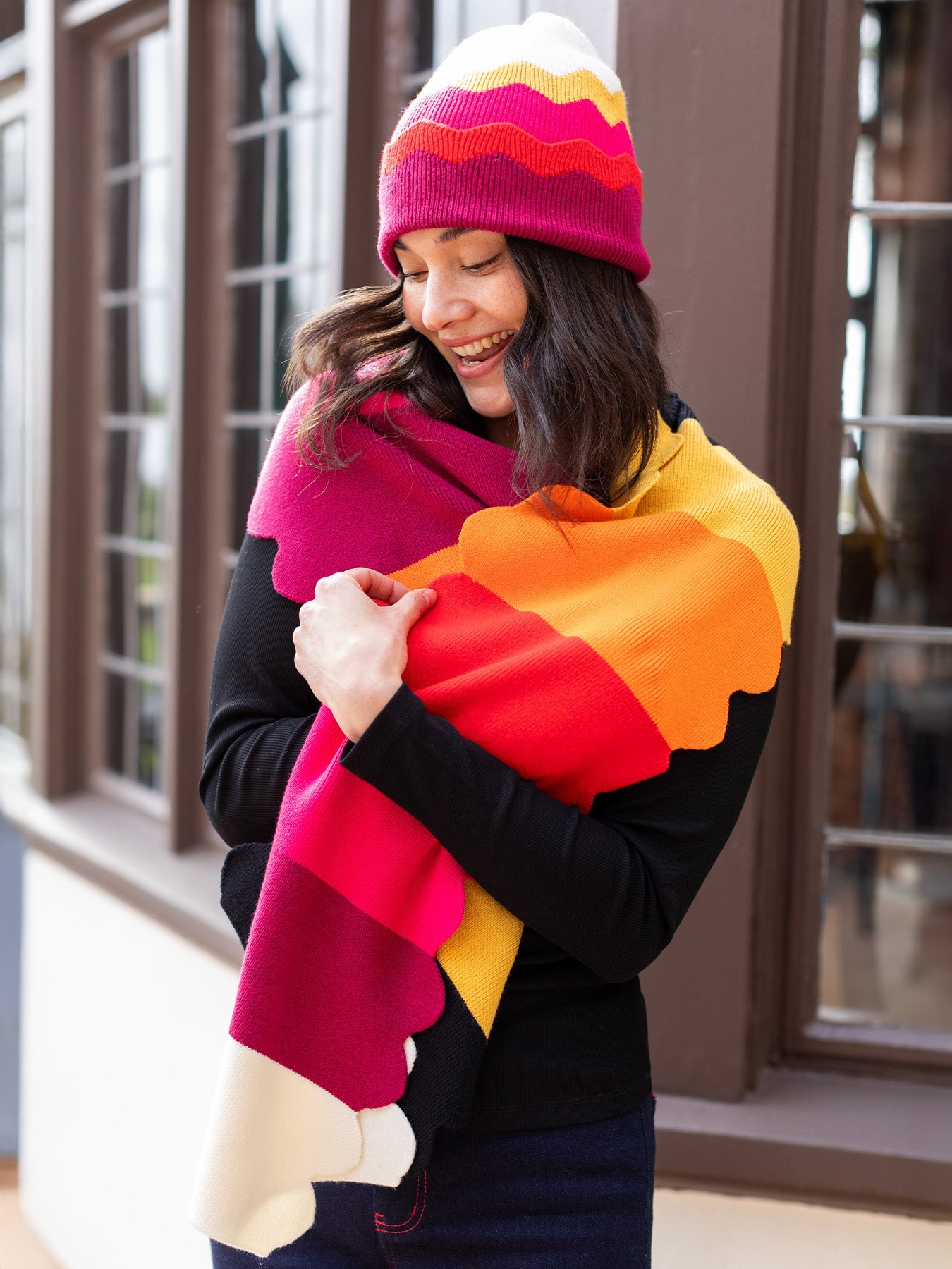 SCALLOP Beanie Sunset – Lesley Evers SCALLOP Beanie Sunset – Lesley Evers