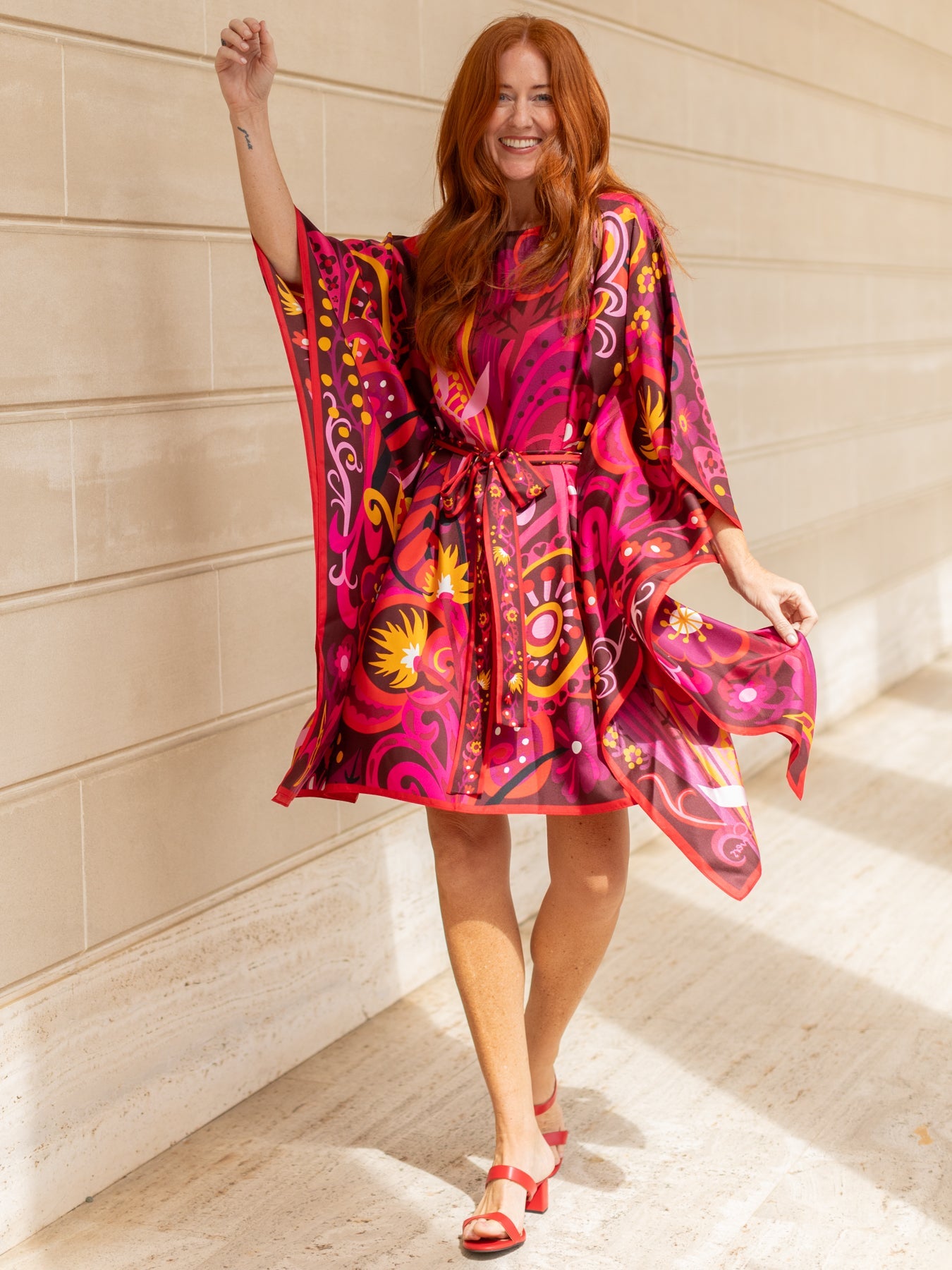 SERENA silk caftan Bonanza Red – Lesley Evers