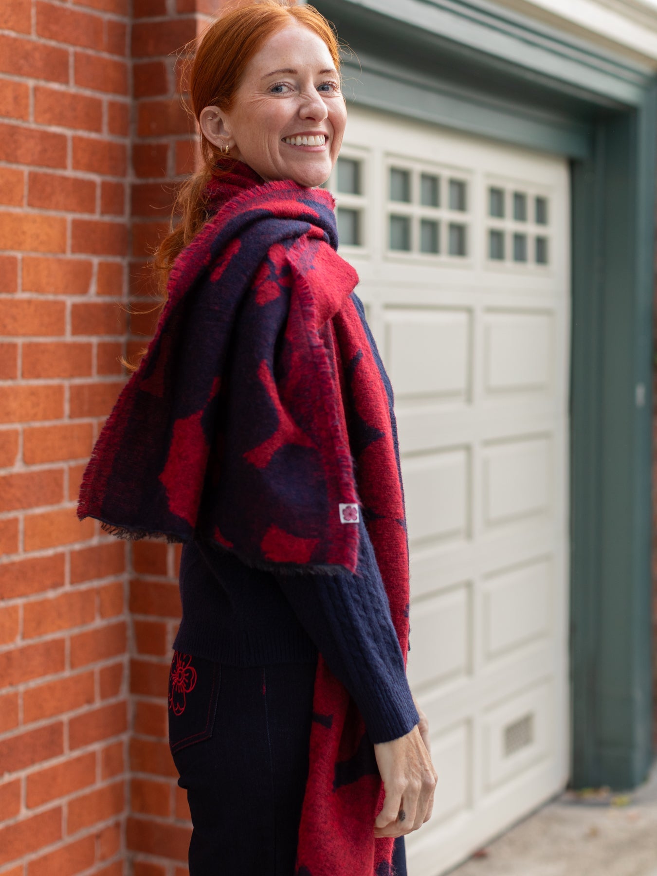 SHANNON scarf Jumbo Blooms Red and Navy - Lesley Evers - Accessories - gifts under $75 - Jumbo blooms