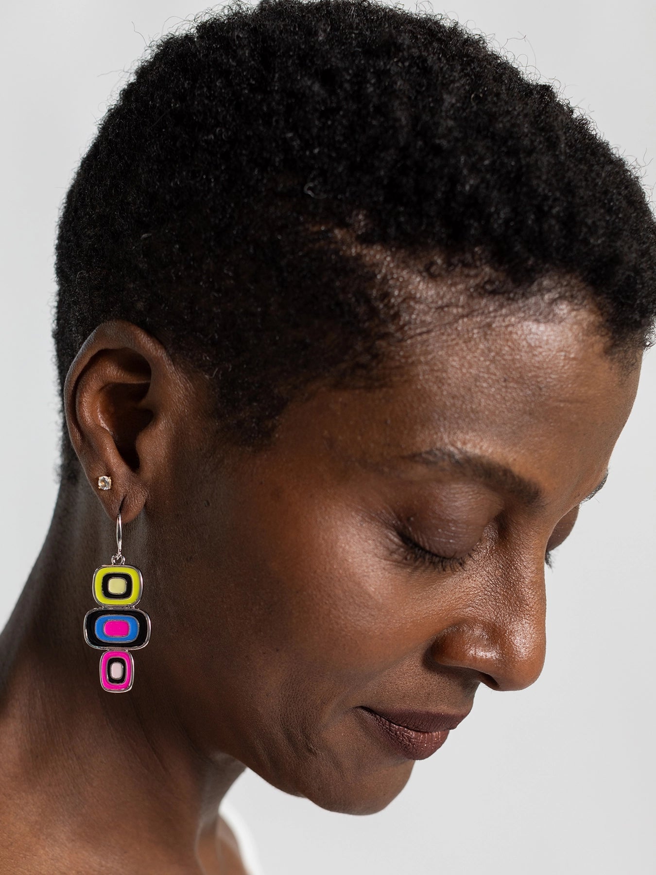 Silver Pebble Earrings Passionflower - Lesley Evers - Accessories - accessory - pebble