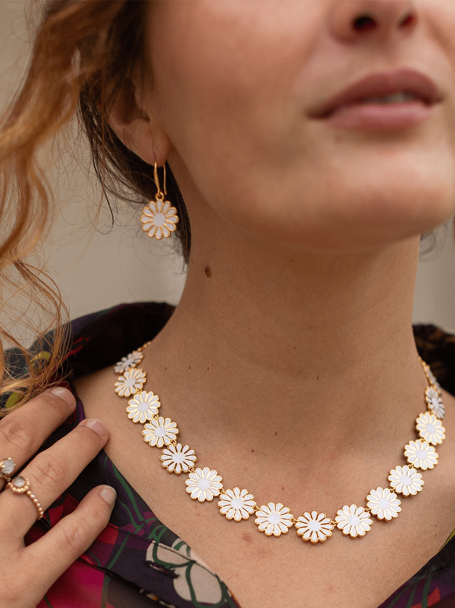 Single Spritz Earrings Ivory - Lesley Evers - Accessories - accessory - pebble