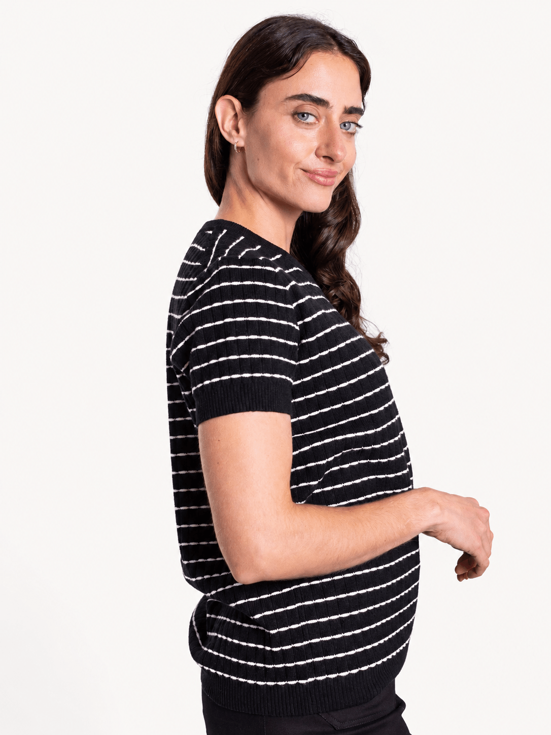 SKYLAR knit top Black and White - Lesley Evers-knit-knitwear-new