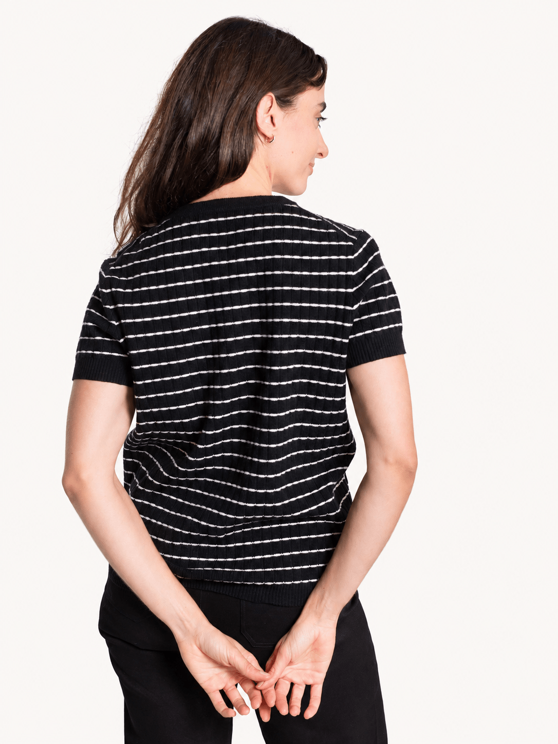 SKYLAR knit top Black and White - Lesley Evers-knit-knitwear-new