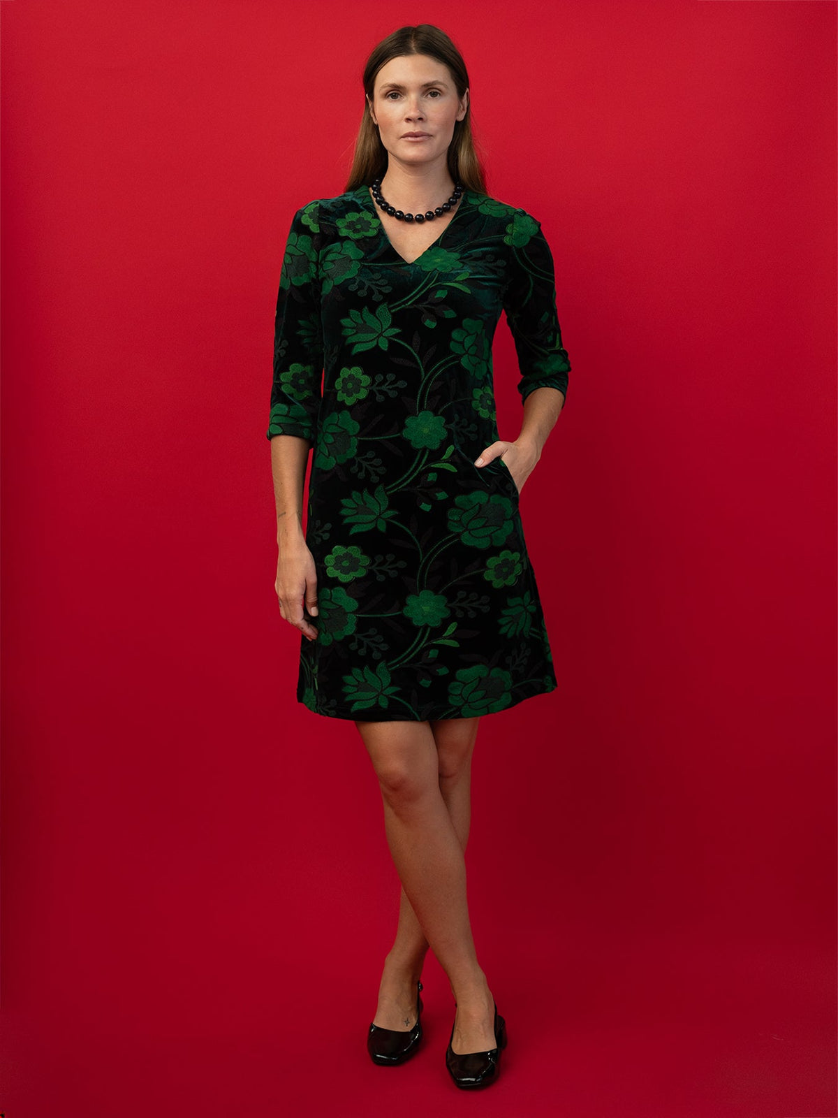 VERONICA dress Embroidered Velvet Green - Lesley Evers-Black-Dress-Shop