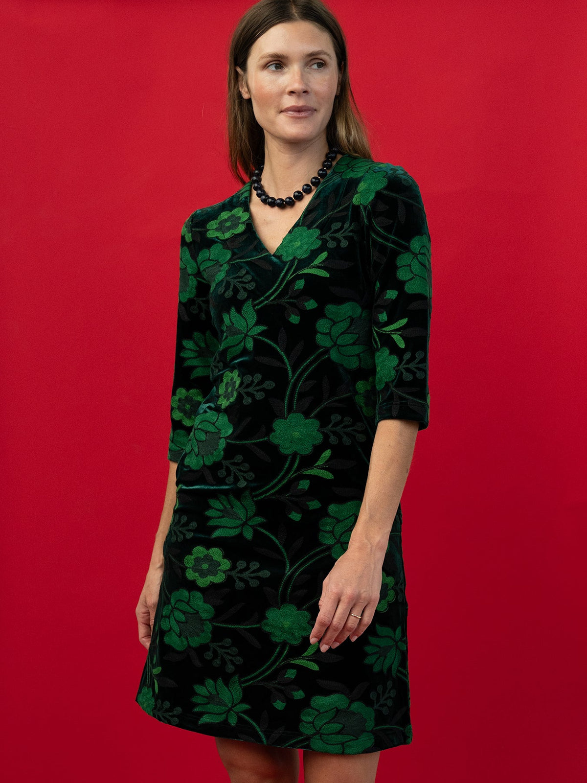 VERONICA dress Embroidered Velvet Green - Lesley Evers-Black-Dress-Shop