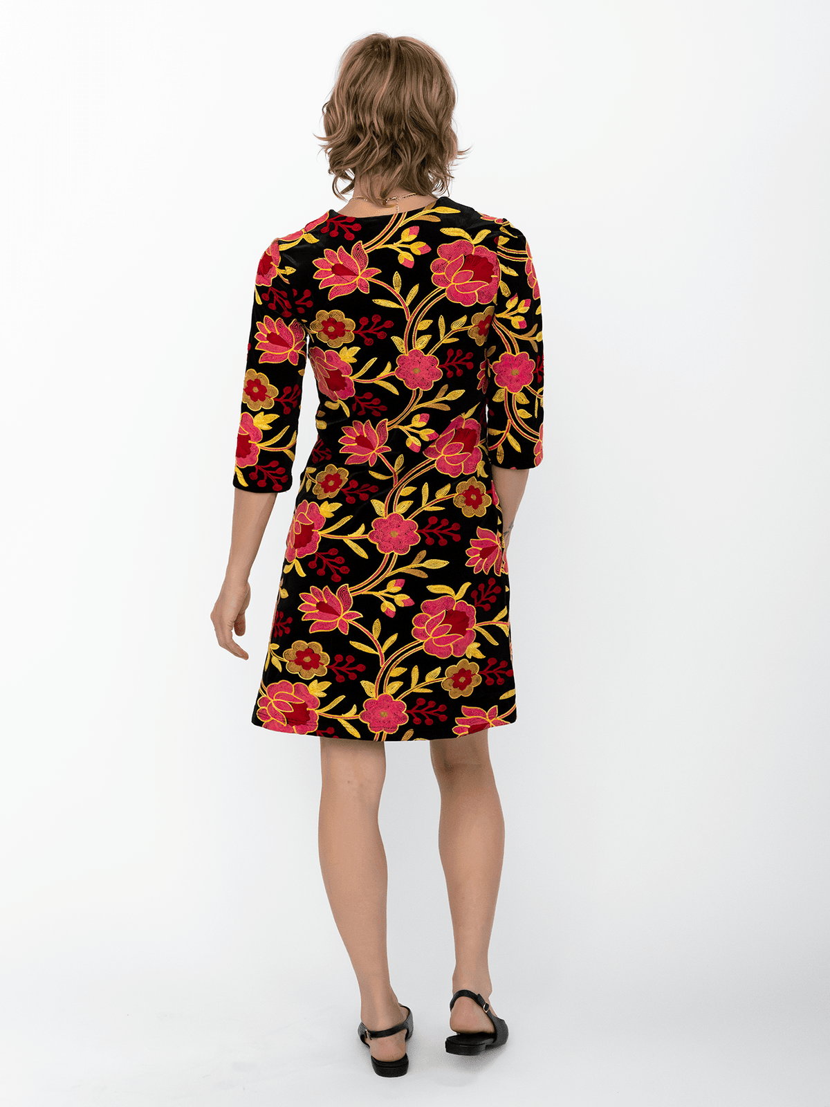 VERONICA dress Embroidered Velvet Pink - Lesley Evers-Black-Dress-Shop