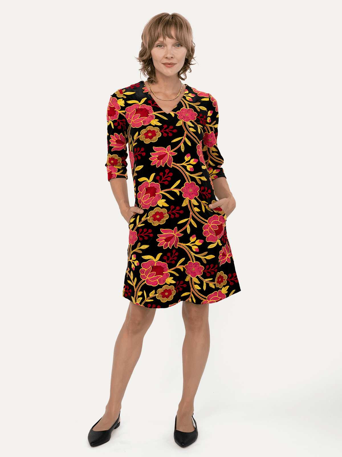 VERONICA dress Embroidered Velvet Pink - Lesley Evers-Black-Dress-Shop