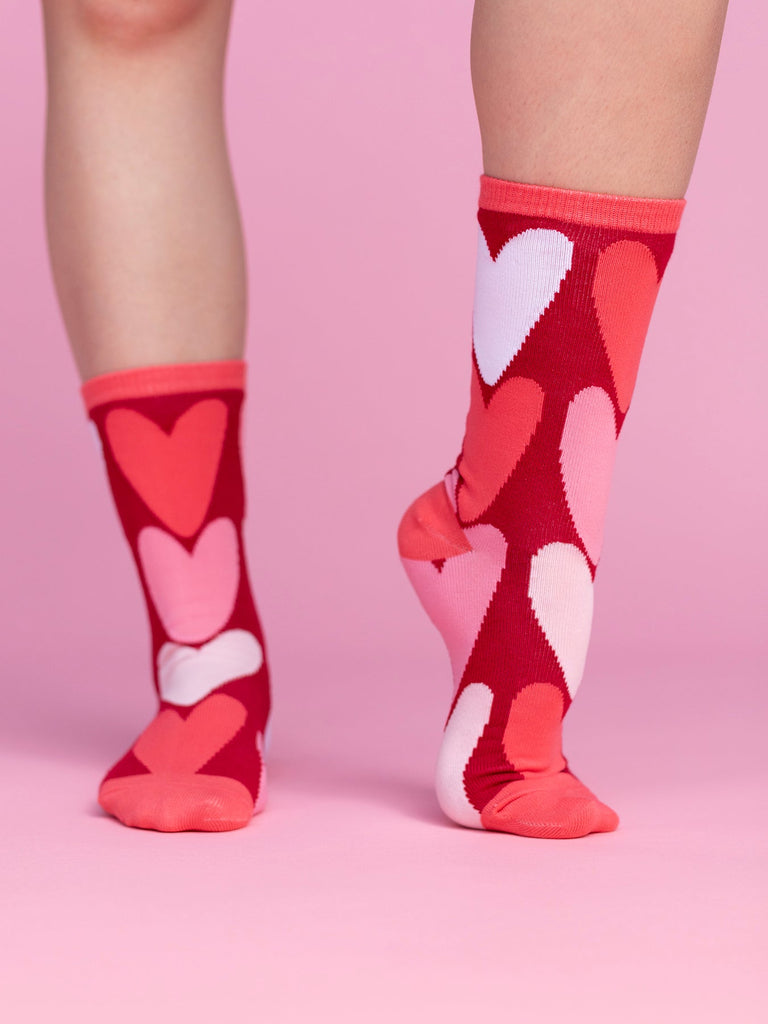 SOCKS Hearts Pink - Lesley Evers-colorful socks-crew socks-fun socks