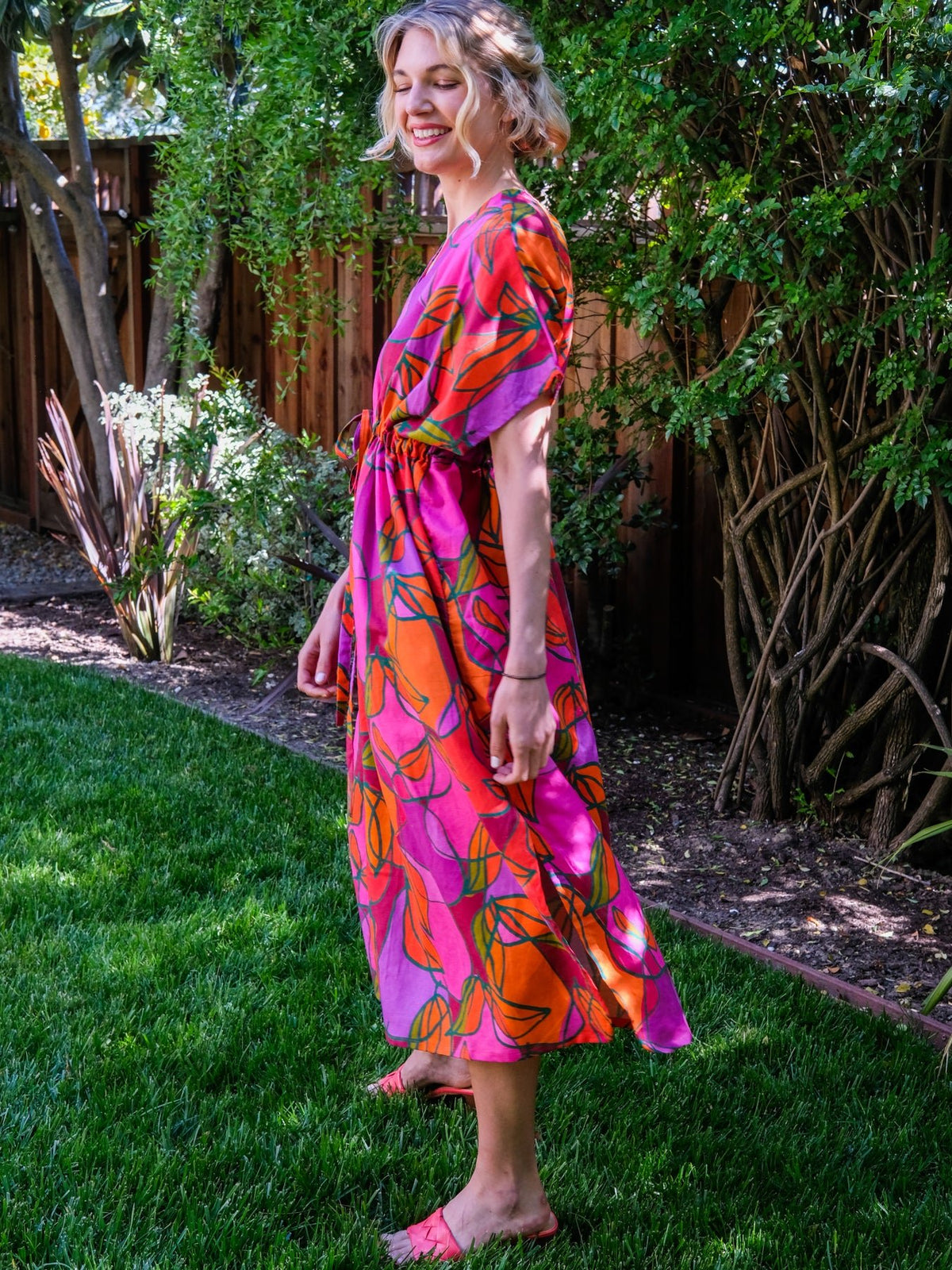 TEGAN caftan Pink Pears – Lesley Evers